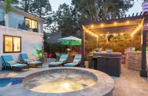 North Pacific Beach House | Luxurious Family 5 Bedroom Getaway