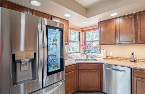 Tucson Condo | Luxurious First Floor 2 Bedroom Condo with Awesome Views.