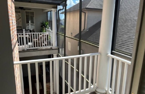 Harvey House | Luxurious Gated Retreat Minutes from Downtown