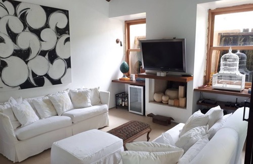Maresias Condo | Luxurious home in high standard condominium 100m from Maresias beach private pool.