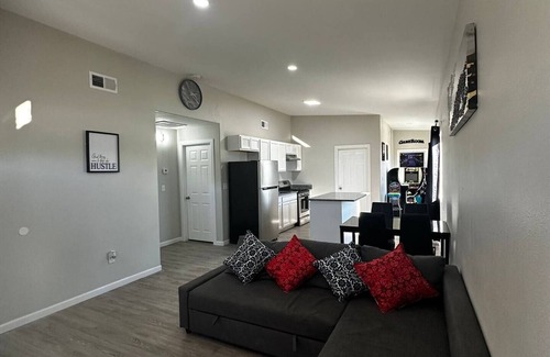 El Paso Apartment | Luxurious home in Centralnn