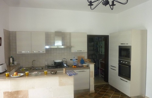 San Pietro in Bevagna House | Luxurious holiday house with garden and pool, 800 meters from the sandy beach