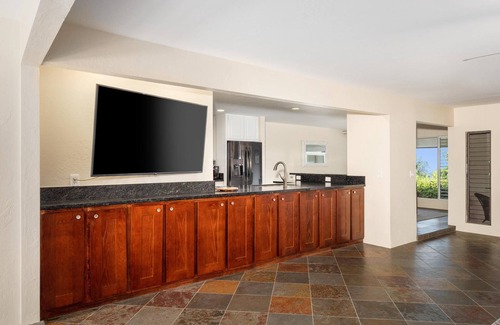 Kona Palisades House | Luxurious Makai Villa with Pool and Ocean Views