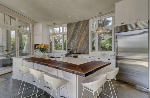Beach Lagoon House | Luxurious Oceanfront Multi-level - 5 Bed/5.5 Bath Home in Sea Pines with pool