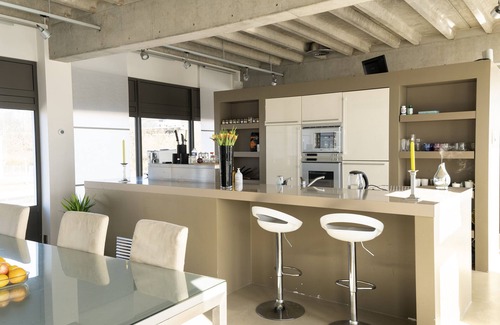 Duivendrecht House | Luxurious private room in Amsterdam in a shared Co-Working space