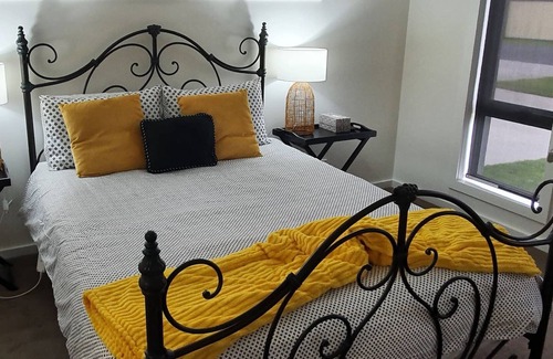 Port Sorell House | Luxurious Retreat - Near Beaches & National Park