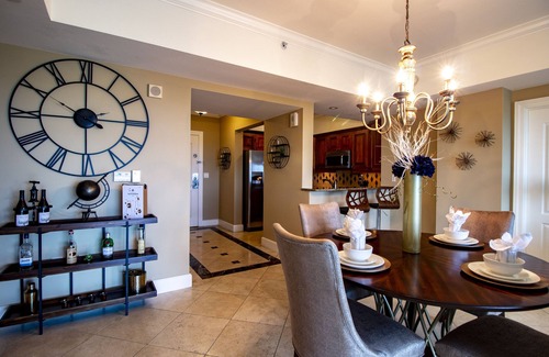 Reunion Condo | Luxurious Reunion Grande Superior Vacation Villa with 2 Master Bedroom Suites