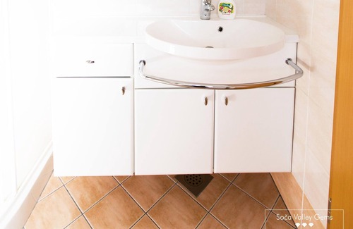 Kobarid Apartment | Luxurious RUBY Apartment in CENTRE Kobarid