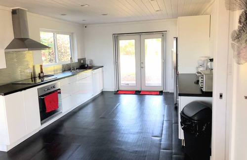 Stella Maris House | Luxurious & Spacious Estate, Sunset Ocean Views