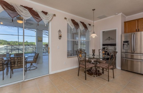 Trafalgar Village House | Luxurious, spacious house located close to Disney.
