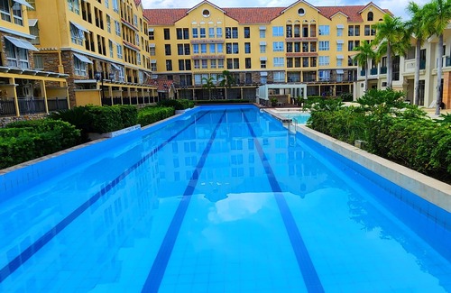 Cebu Condo | Luxurious staycation.nRelax in style in a serene Oasis, with calm ambiance.