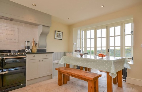 Llanystumdwy Cottage | Luxurious Three Bedroom Farmhouse with Sea Views in Llanystumdwy | Bryn-Du