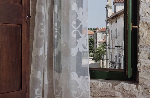 Svetvincenat Villa | Luxurious villa located in the Renaissance town Svetvincenat