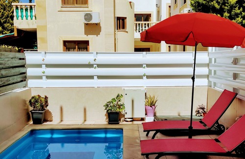 Egkomi Villa | Luxurious villa with High-End Amenities and Elegant Finishes.