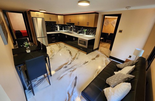 Cambridge House | Luxurious Walkout Basement, with pool side and sunset
