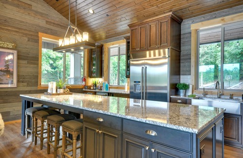 Ridgefield Cabin | Luxurious Waterfront Retreat w/Private Pond!