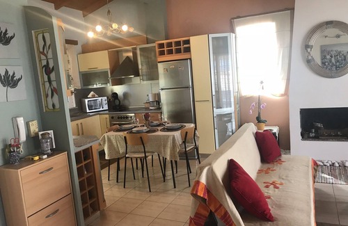 Chrysoupolis Apartment | Luxurius Apartment with Balcony near Keramoti!