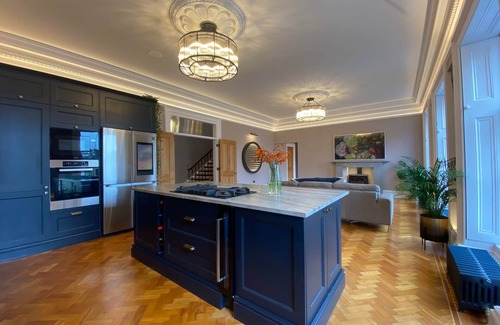 Glasgow Westend Apartment | Luxury 1 bedroom stay in the heart of the West End