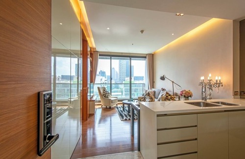 Sukhumvit Apartment | Luxury 1Bed 1Bath 300m BTS Phrom Phong, EmQuartier, Emporium, EmSphere, FreeWifi
