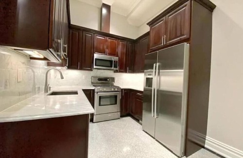 Edgewater Apartment | Luxury 1B/1B Apartment by Hudson – 10 mins to NYC