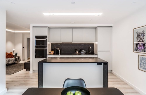 Faraday Apartment | Luxury 2-bed, 2.5 bath Apartment with Balcony - Borough Market/London Bridge
