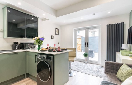 Cathays Apartment | Luxury 2 Bed Apartment in Cardiff City Centre