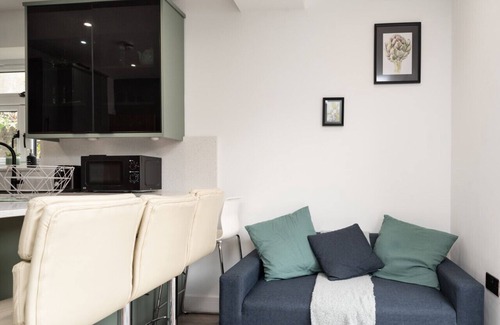 Cathays Apartment | Luxury 2 Bed Apartment in Cardiff City Centre