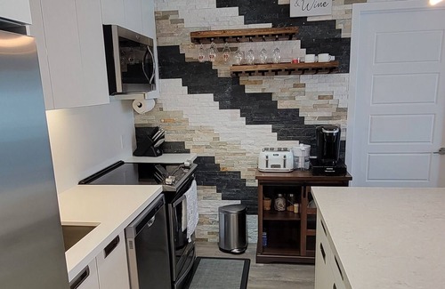 Innisfil Condo | Luxury 2 bedroom Condo at Friday Harbour