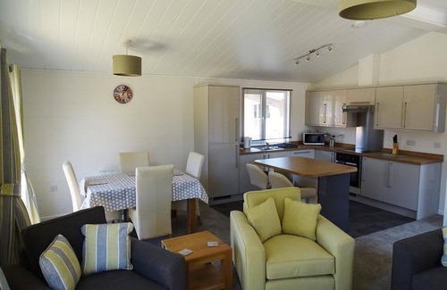 King's Lynn House | Luxury 2 Bedroom Lodge (sleeps 5)