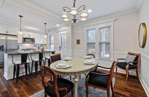 Pittsford Apartment | Luxury 2Bed 2Bath Apartment in Heart of Historic Pittsford Village