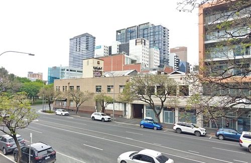 Adelaide Central Business District Apartment | Luxury 2BR apartment in the heart of CBD