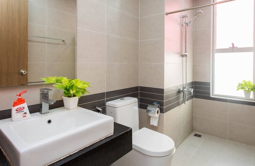 Cholon Apartment | ❤️LUXURY 2BR apt/CityCentral& China Town/PoolGym❤️