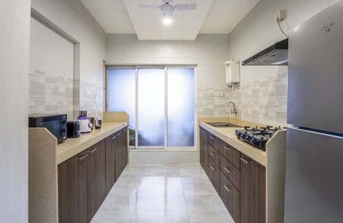J B Nagar Apartment | Luxury 3 Bed with Private Rooftop - Mumbai Airport