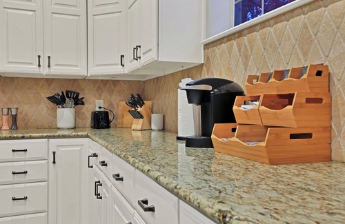 Old East Dallas House | Luxury 3-Story Townhome. Old East Dallas.