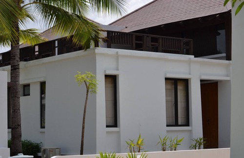 Chakphong House | Luxury 3BR Home at Beachfront Property