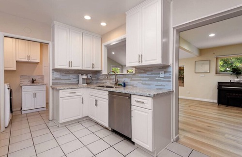 Westchester House | Luxury 3BR House w/Jacuzzi & Big Backyard!