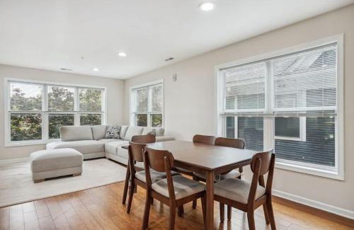 Lowry Hill East House | Luxury 4 Bed 5 Bath Penthouse with Rooftop Downtown Views
