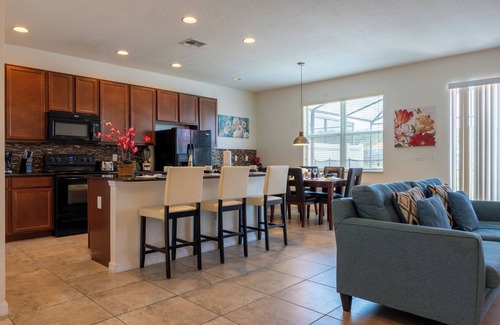 Bellavida House | Luxury 4 bedroom 3 bath pool Home 283