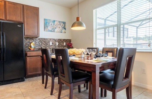 Bellavida House | Luxury 4 bedroom 3 bath pool Home 283
