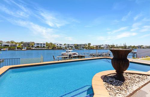 Minyama House | Luxury 4 bedroom waterfront holiday home on the Sunshine Coast
