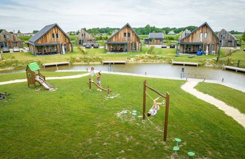 Witmarsum House | Luxury 4-person residence in the holiday park Landal Elfstedenhart