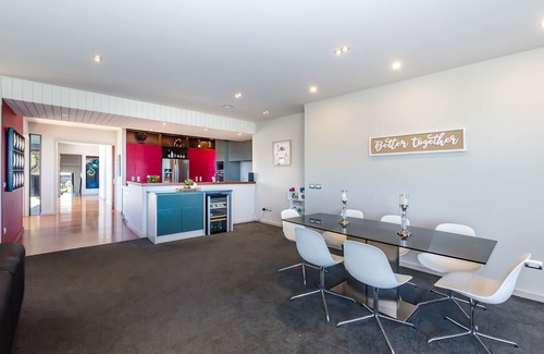 Paraparaumu Beach House | Luxury 470m2 Beachside Living