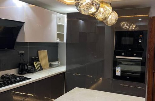 Ojodu Villa | Luxury 4Bedroom Villa+2Room BQ+FreeWifi+24hrsPower