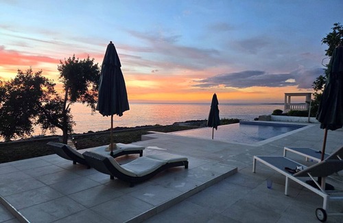 Whitehouse Villa | Luxury 4BR Oceanfront Villa in Whitehouse: Large Pool, Chef, Private Sea Access