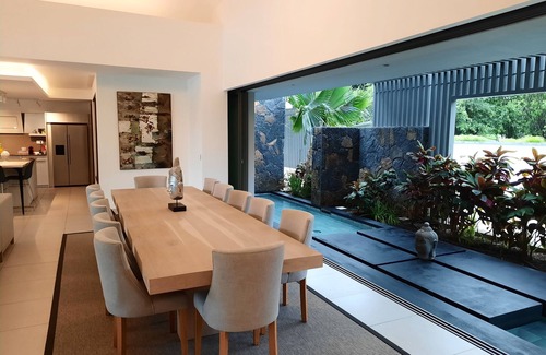 Grand River South East Villa | Luxury 5-bdrm villa of 600m2 with huge pool in the Anahita estate