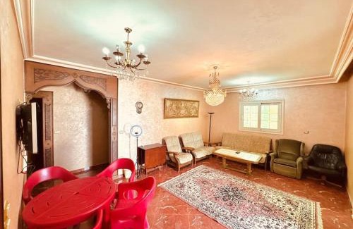 Al Mahallah Al Kubra Apartment | Luxury 5 star apartment with rooftop, security