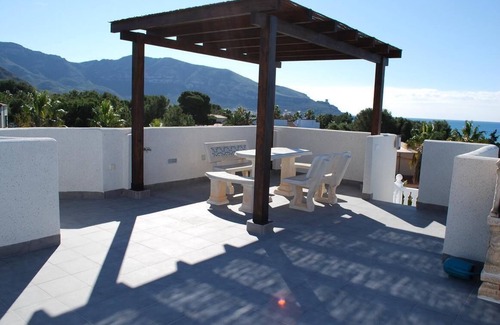 La Azohia Villa | Luxury 5* Villa own Pool & Gardens in La'Azohia. 5 mins walk to Beach. Free WiFi