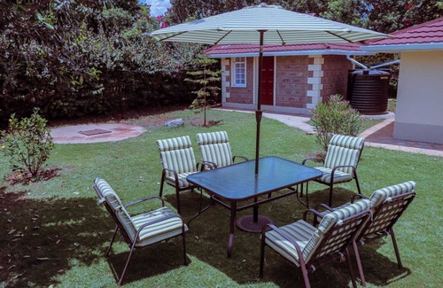 Athi River House | Luxury 5BR Bungalow with Private Pool near JKIA – Greenpark, Athi River