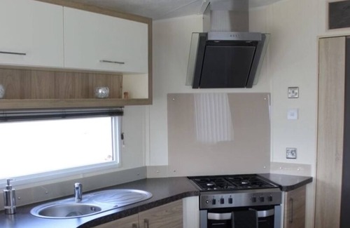 Towyn House | Luxury 6 Berth Caravan at Lyons Winkups, Towyn, North Wales