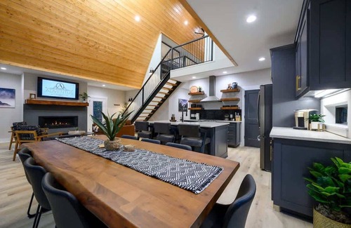 Pickens Cabin | Luxury A-Frame/Pet Friendly/Nearby ATV Trails